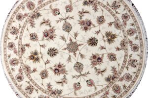Nain round 5ft rug with floral pattern from China