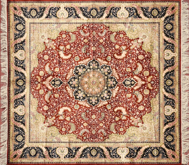 81589 Tabriz square 4' 10" x 4' 10" rug with medallion pattern from China - red & navy blue